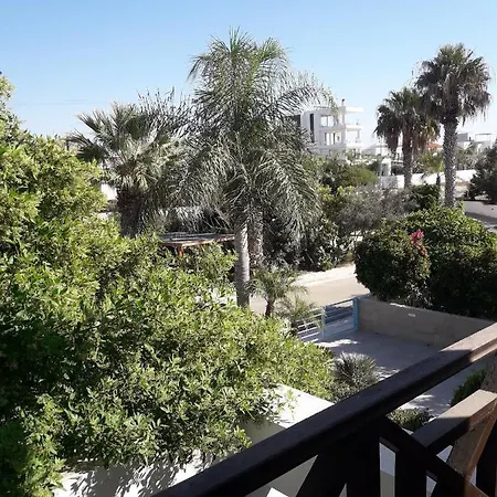 Seafront Party * Perivolia