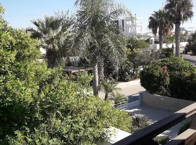 Seafront Party * Perivolia