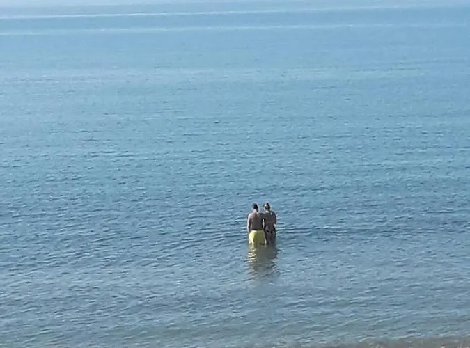 Seafront Party Casa de Férias Perivolia